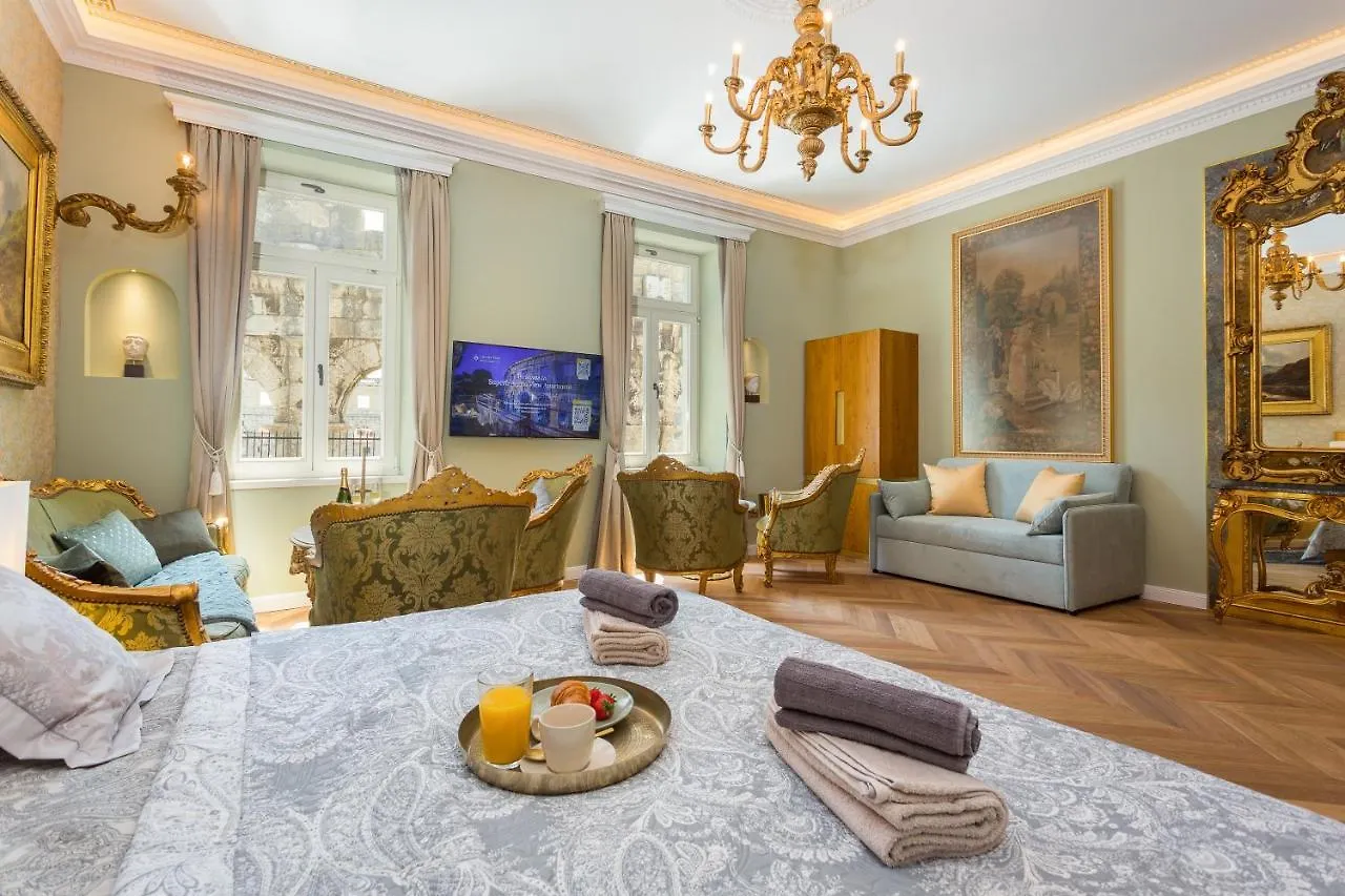 Superb Arena View Apartment Pula